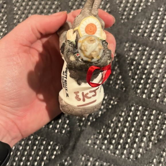 New in box with Tags Emmett Kelly Jr ornament autographed by Emmett Kelly Jr - Picture 3 of 6